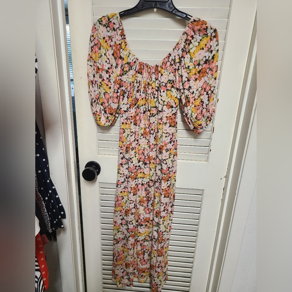 Billabong Floral Peasant Dress